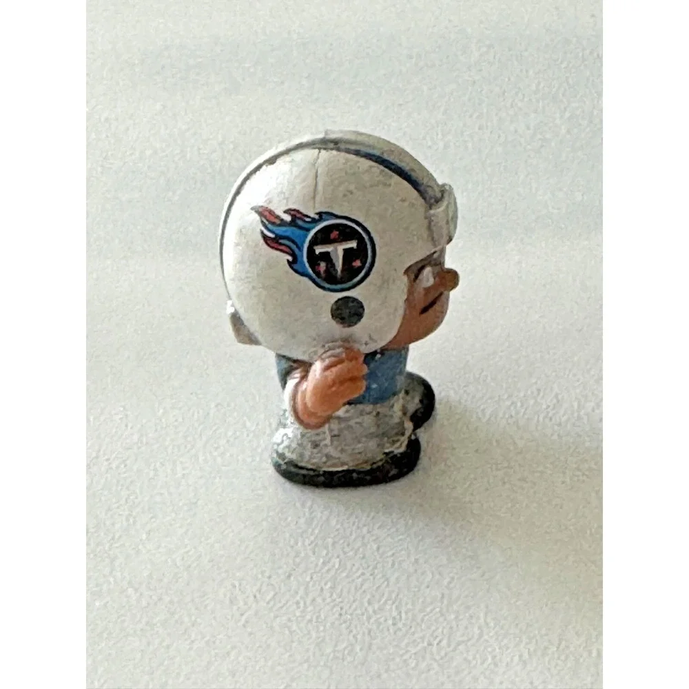 Tennessee‎ Titan Mini Football Player Pencil Topper